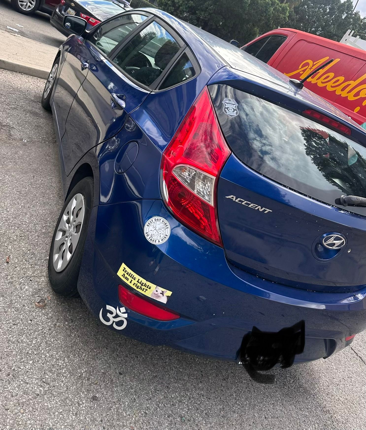 Used 2017 Hyundai Accent SE FWD image 2