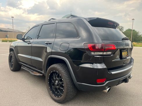 Used 2014 Jeep Grand Cherokee Limited w/ Luxury Group II image 4