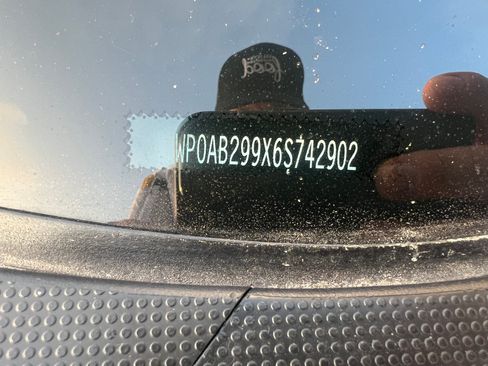 Used 2006 Porsche 911 Carrera S image 2