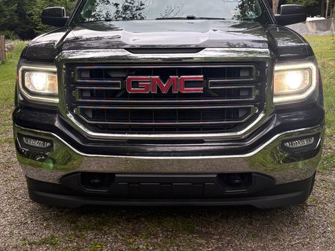 Used 2016 GMC Sierra 1500 SLE w/ SLE Value Package AWD/4WD image 8