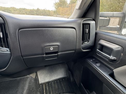 Used 2019 Chevrolet Silverado 2500 W/T w/ WT Convenience Package image 21