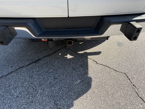 Used 2021 GMC Savana 2500 w/ Driver Convenience Package image 8