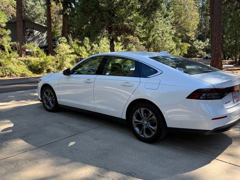 Used 2024 Honda Accord EX image 7