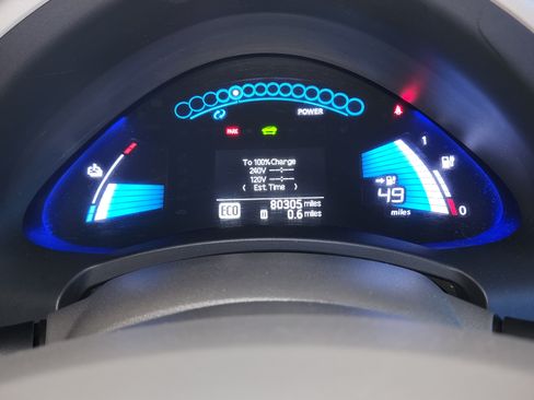 Used 2012 Nissan Leaf SL image 12