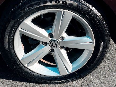 Used 2013 Volkswagen Passat 2.5 SE image 12