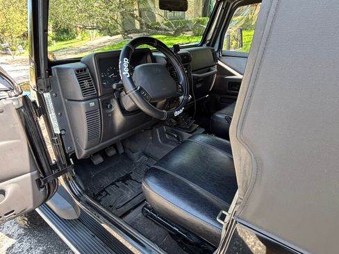 Used 1999 Jeep Wrangler Sport AWD/4WD image 15