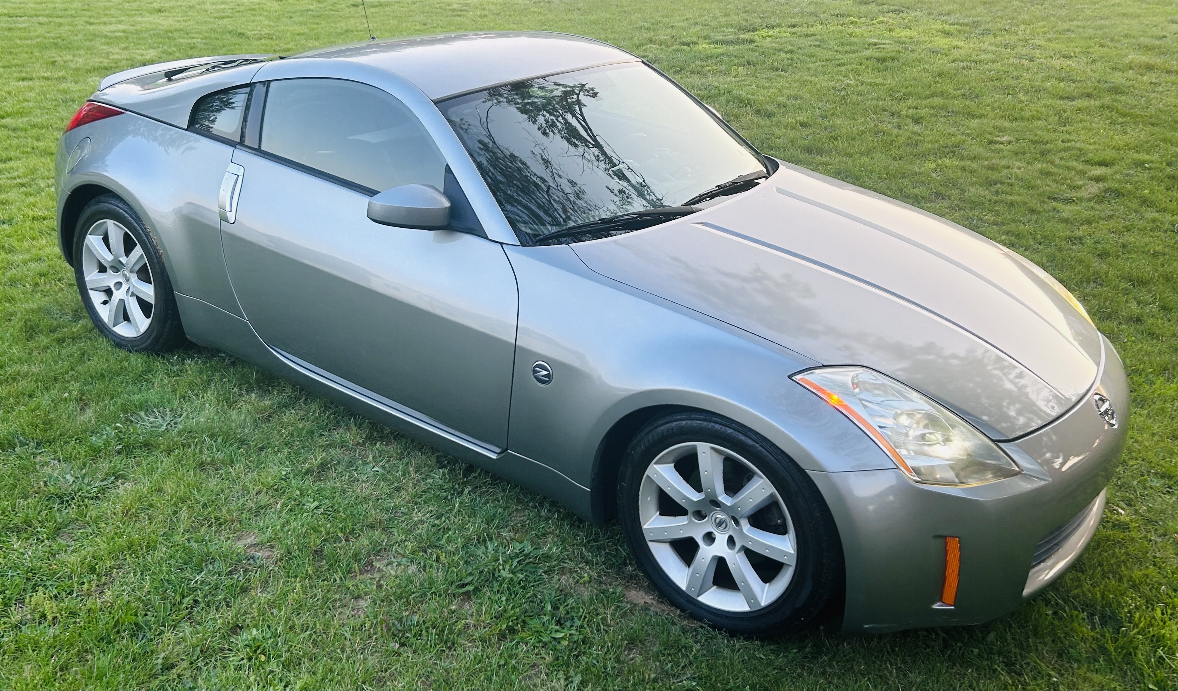 Used 2003 Nissan 350Z Enthusiast w/ Aerodynamics Pkg RWD image 8