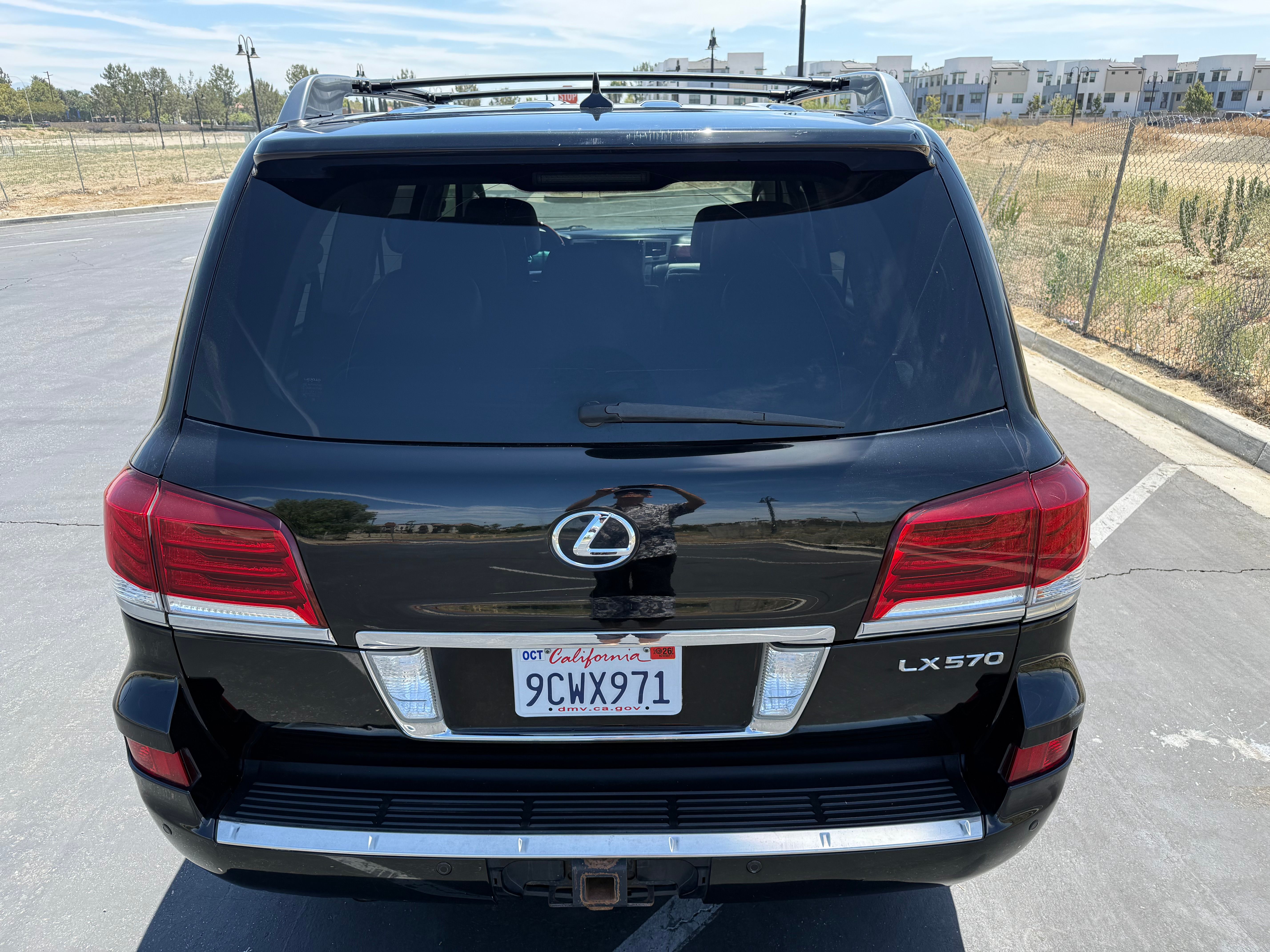 Used 2013 Lexus LX 570 4WD w/ Luxury Pkg image 9