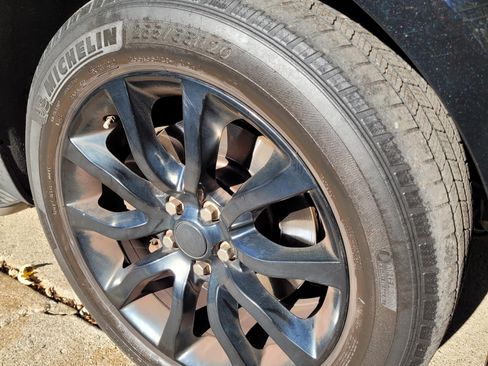 Used 2014 Land Rover Range Rover Sport HSE image 21