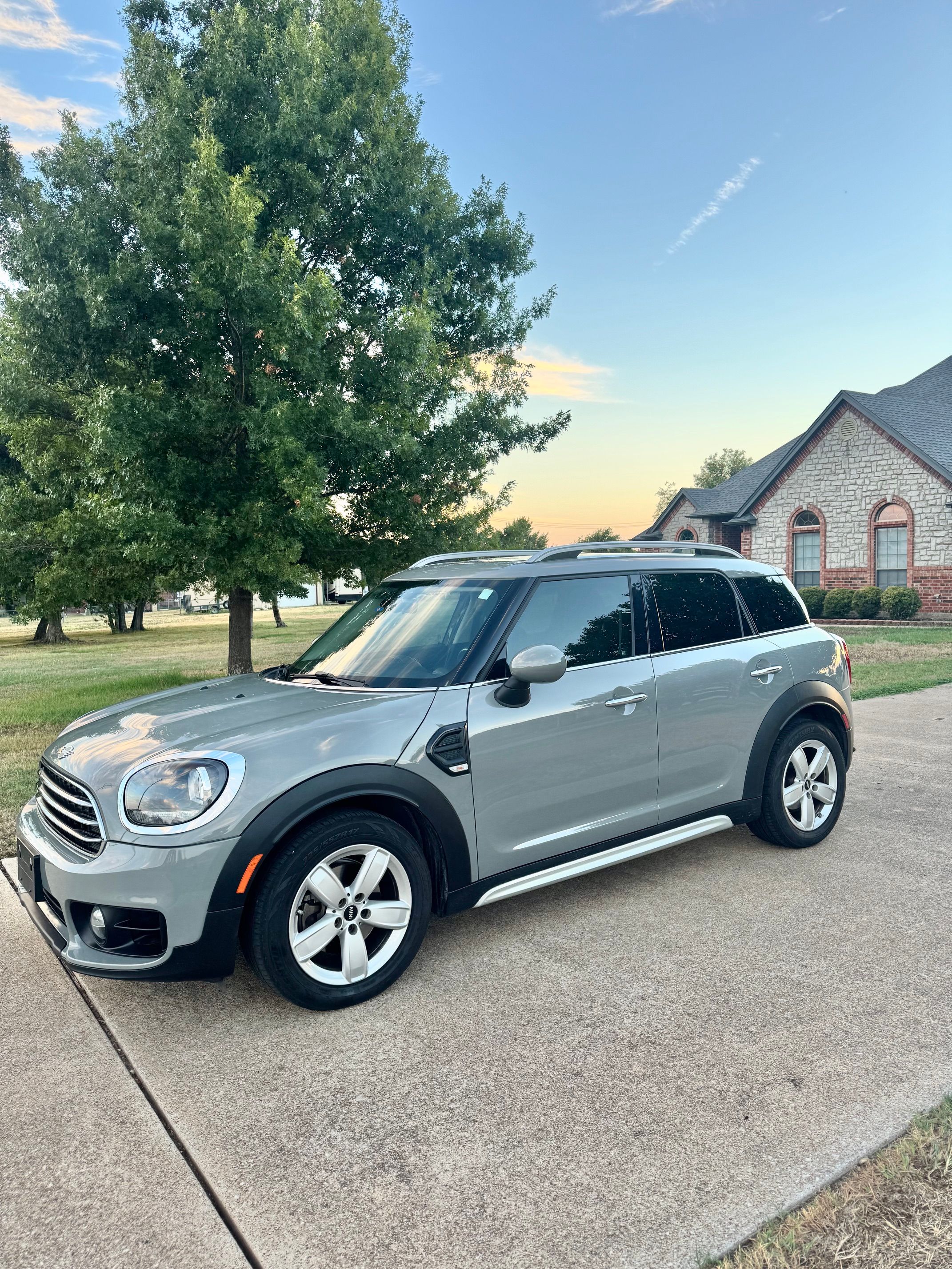 Used 2019 MINI Cooper Countryman FWD image 12