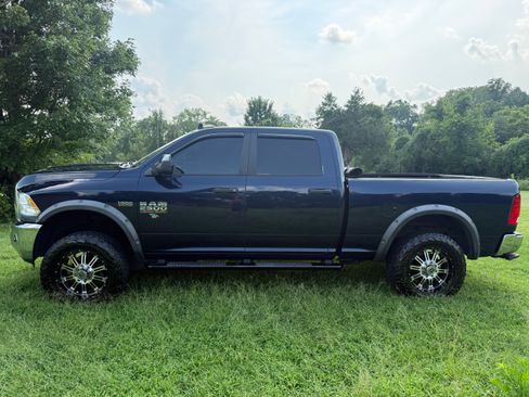 Used 2017 RAM 2500 Big Horn AWD/4WD image 1