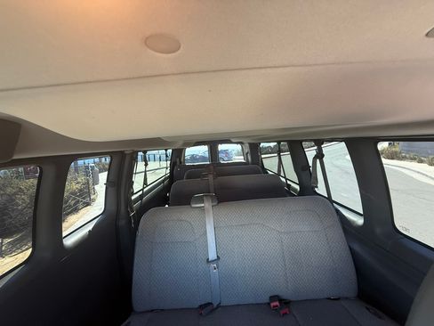 Used 2020 Chevrolet Express 3500 LT w/ LT Preferred Equipment Group image 11