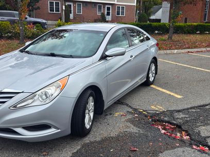 Used 2012 Hyundai Sonata GLS w/ Popular Equipment Pkg