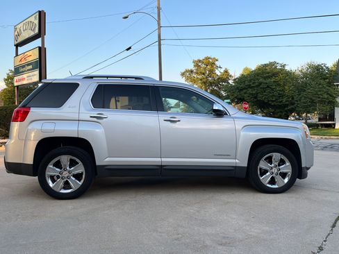 Used 2015 GMC Terrain SLT AWD/4WD image 9