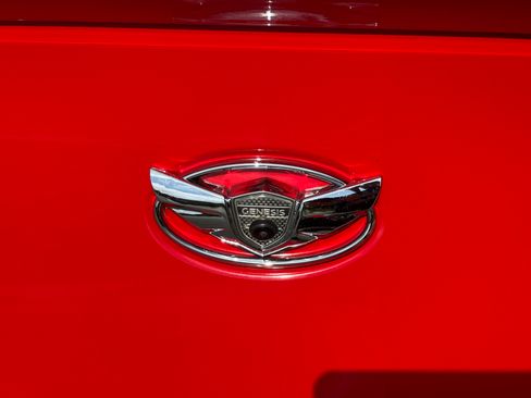 Used 2015 Hyundai Genesis 3.8 RWD image 14