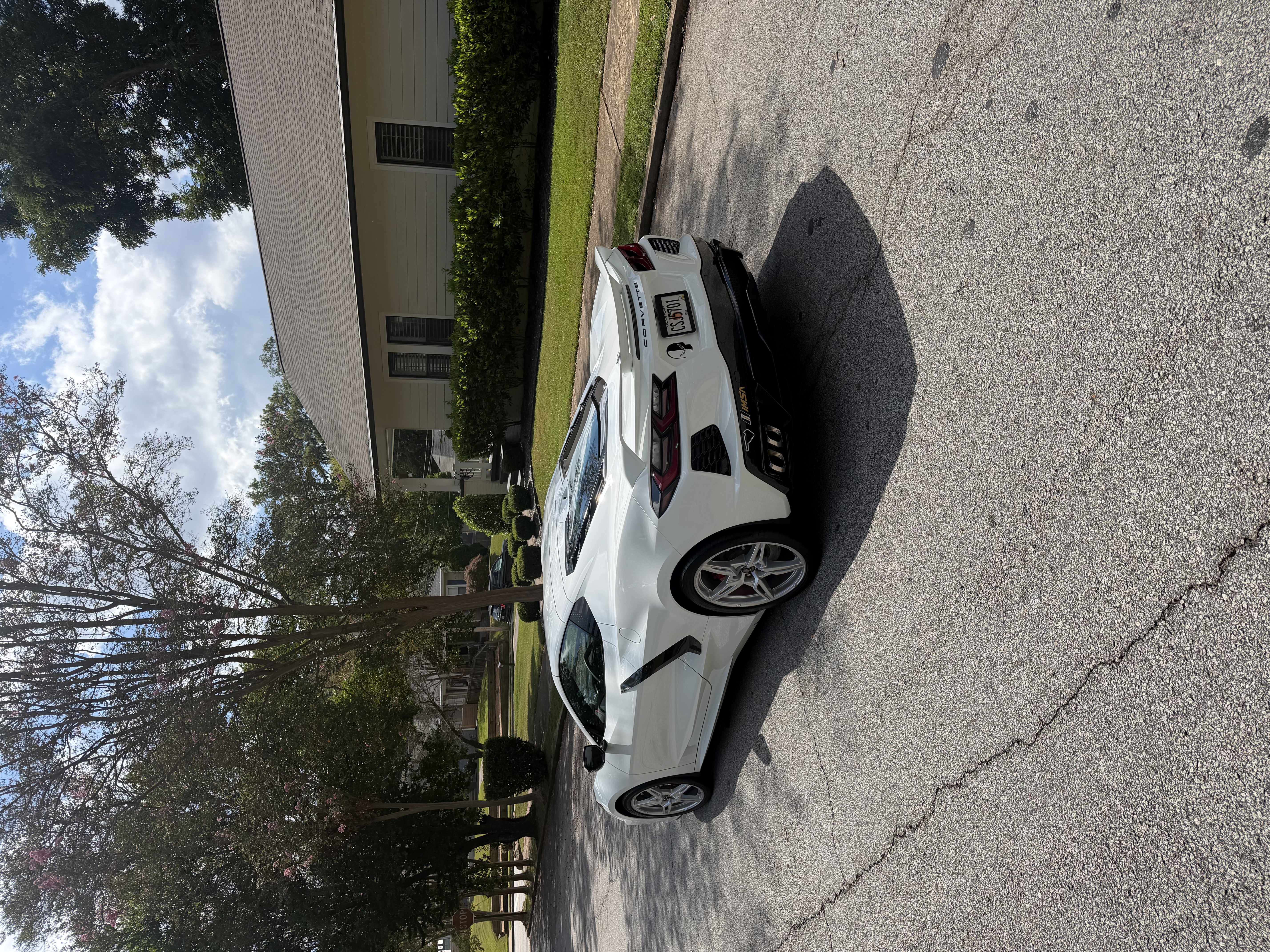 Used 2022 Chevrolet Corvette Stingray Preferred Cpe w/ Z51 Performance Package RWD image 9