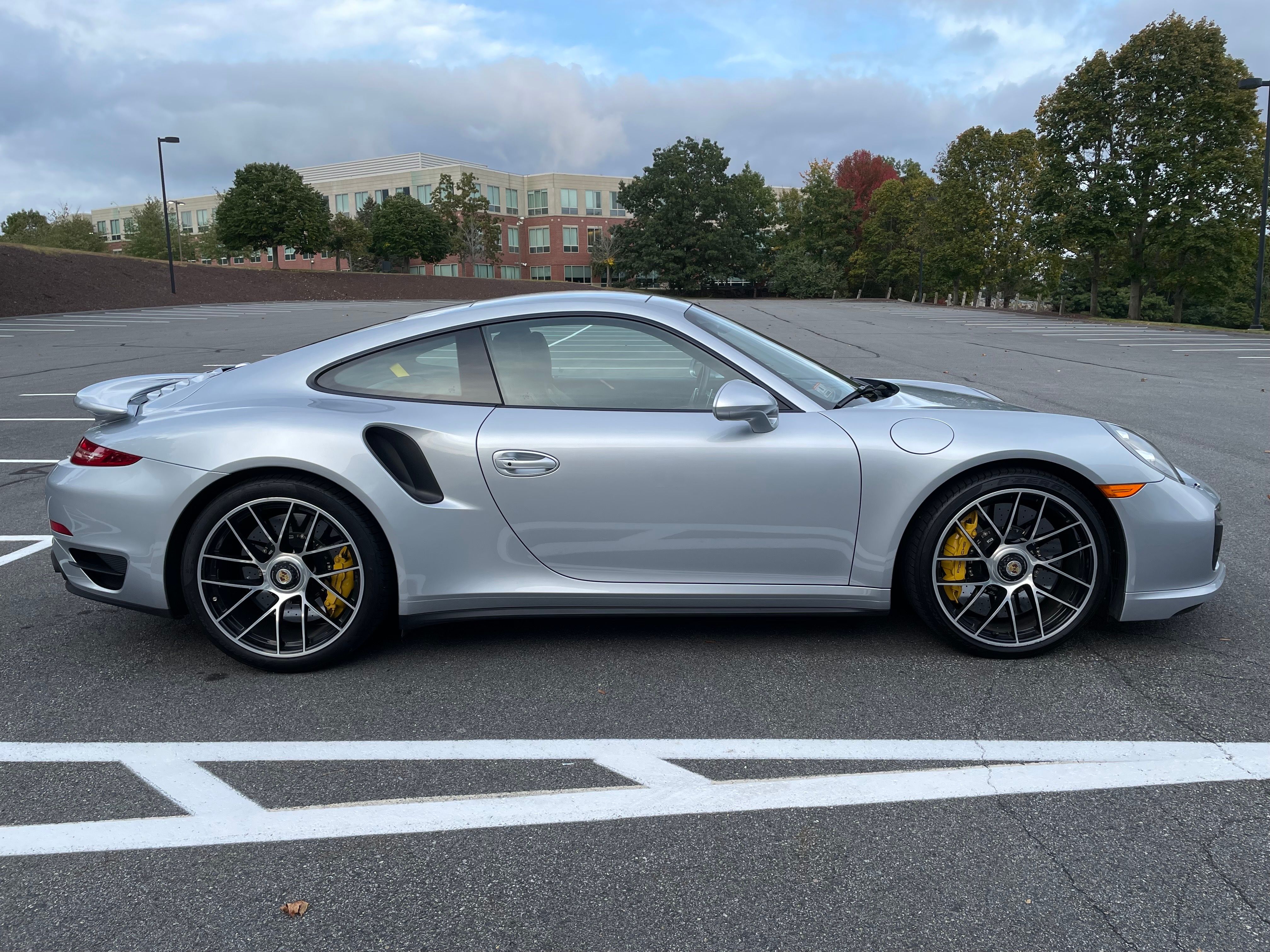 Used 2016 Porsche 911 Turbo S AWD/4WD image 8