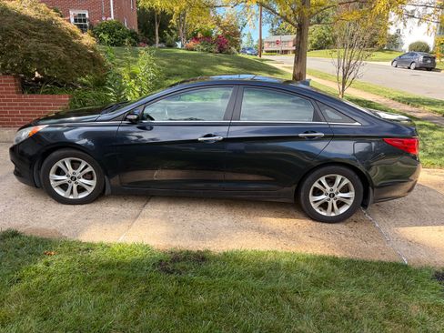 Used 2011 Hyundai Sonata Limited w/ Navigation Pkg 5 FWD image 5