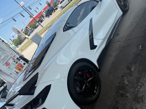 Used 2021 Chevrolet Corvette Stingray Preferred Cpe w/ 2LT image 5