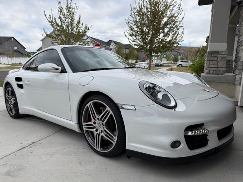 Used 2007 Porsche 911 Turbo image 2