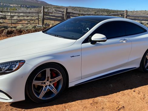 Used 2016 Mercedes-Benz S 63 AMG 4MATIC Coupe image 2