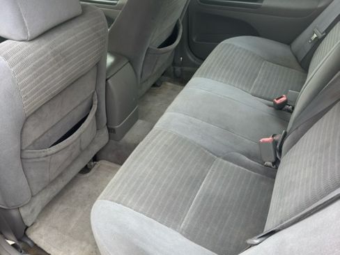 Used 2006 Toyota Camry LE FWD image 9