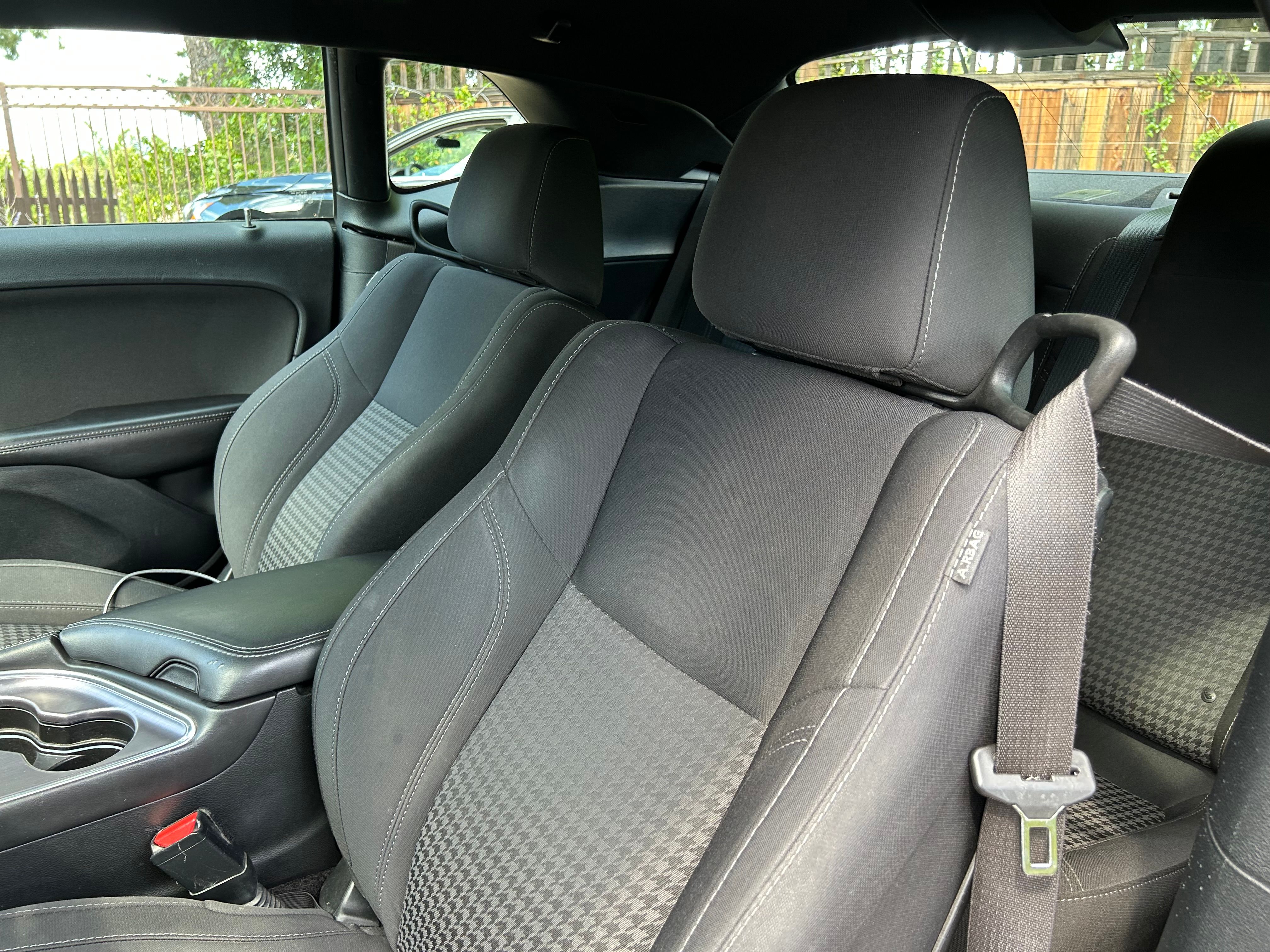 Used 2018 Dodge Challenger SXT RWD image 11