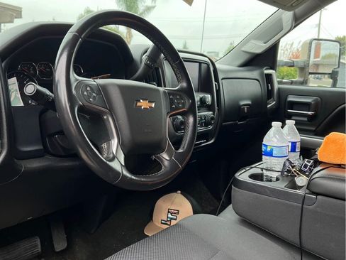 Used 2014 Chevrolet Silverado 1500 LT w/ LT Convenience Package RWD image 8