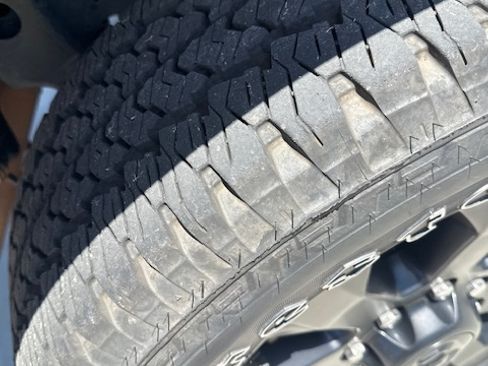 Used 2025 RAM 2500 Laramie AWD/4WD image 9