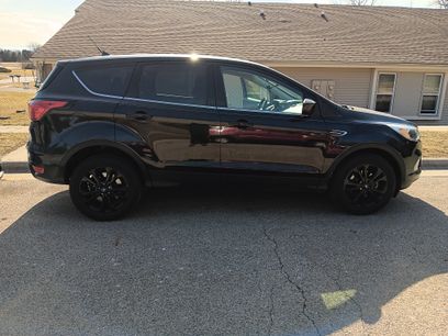 Used 2019 Ford Escape SE