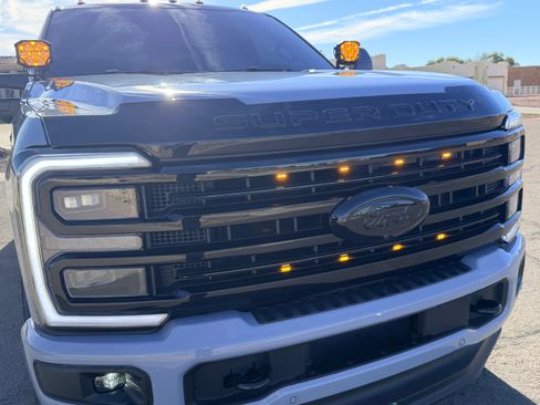 Used 2025 Ford F350 Platinum image 24