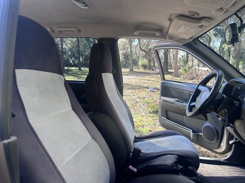 Used 2009 Chevrolet Colorado LT image 11