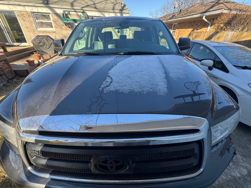 Used 2011 Toyota Tundra 4x4 Double Cab w/ Tow Pkg image 12