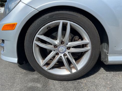 Used 2012 Mercedes-Benz C 250 Sedan image 13