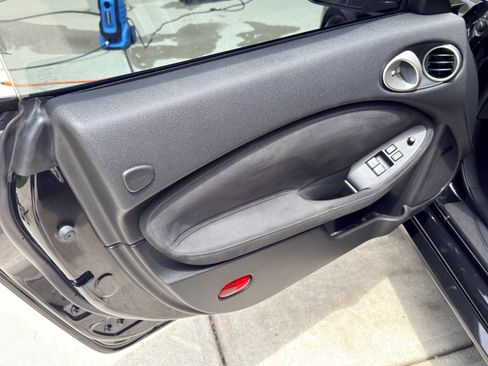 Used 2015 Nissan 370Z Touring Sport RWD image 10
