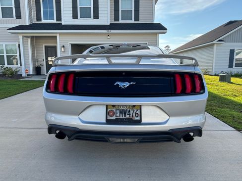 Used 2019 Ford Mustang Coupe w/ Ecoboost Performance Package RWD image 6