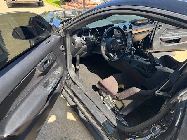 Used 2019 Ford Mustang GT RWD image 13