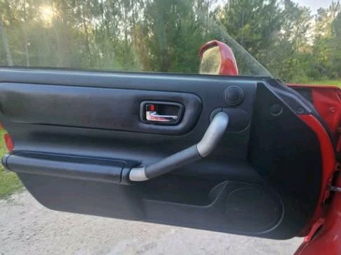 Used 2002 Toyota MR2 image 15