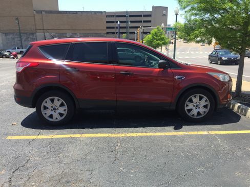 Used 2015 Ford Escape S FWD image 5