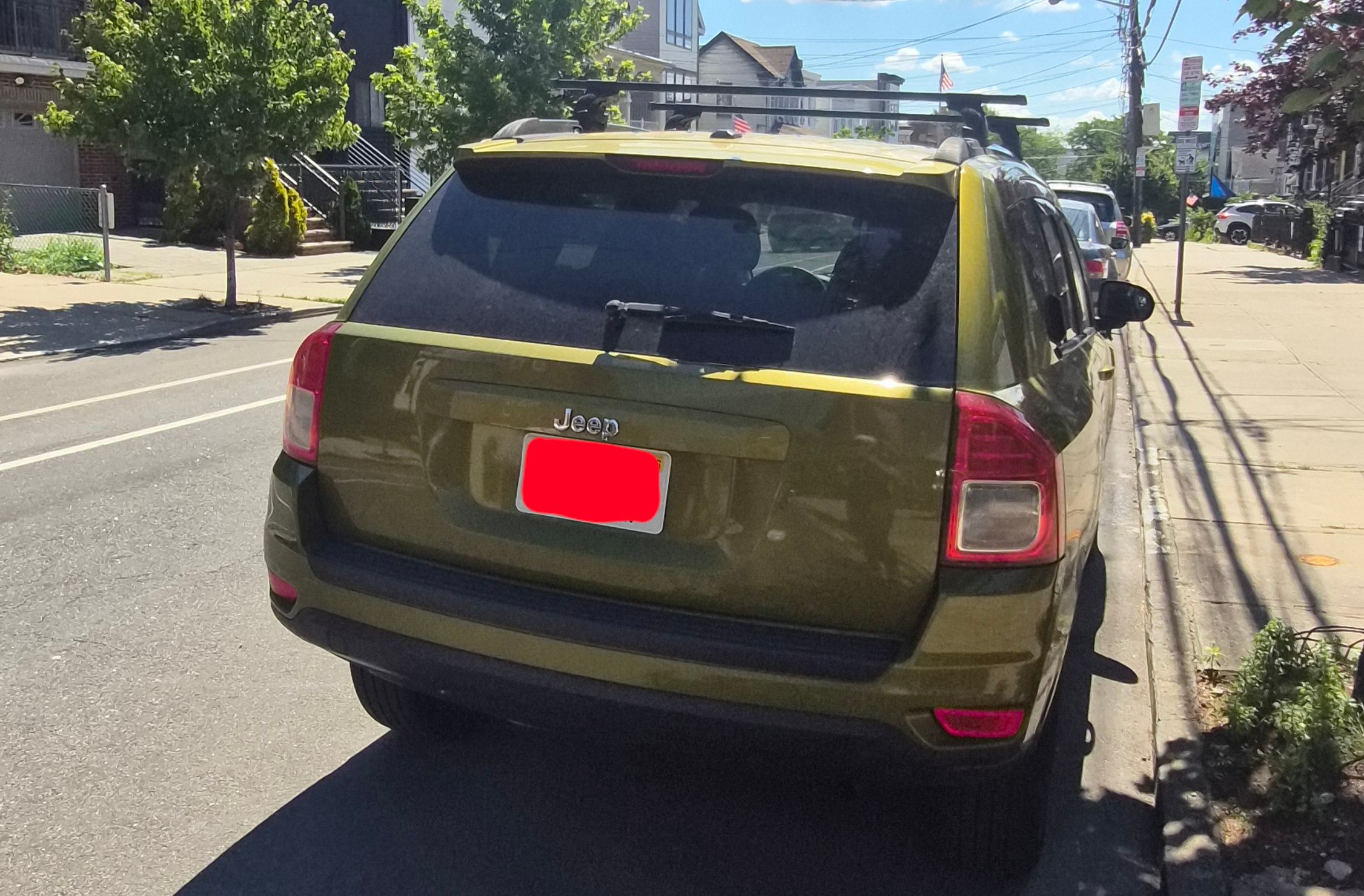 Used 2012 Jeep Compass Latitude AWD/4WD image 5