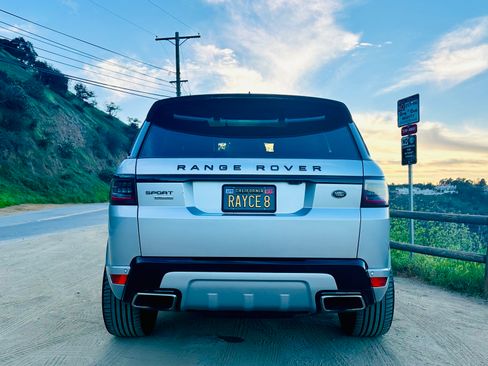 Used 2018 Land Rover Range Rover Sport Supercharged image 9