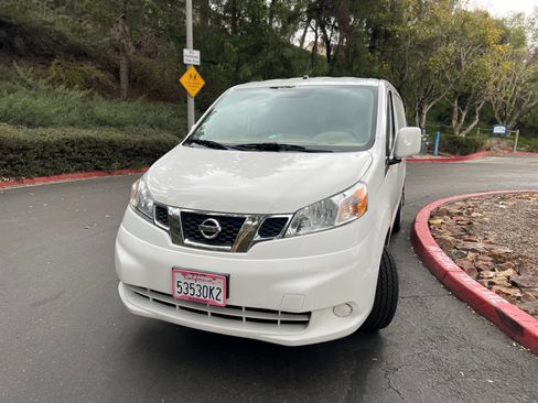 Used 2018 Nissan NV200 SV image 11