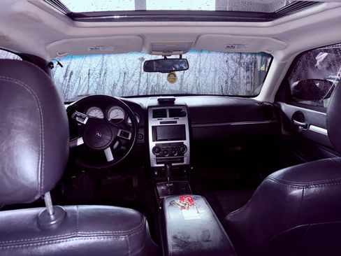 Used 2010 Dodge Charger R/T image 8