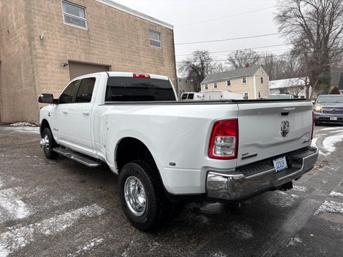 Used 2022 RAM 3500 Big Horn image 11
