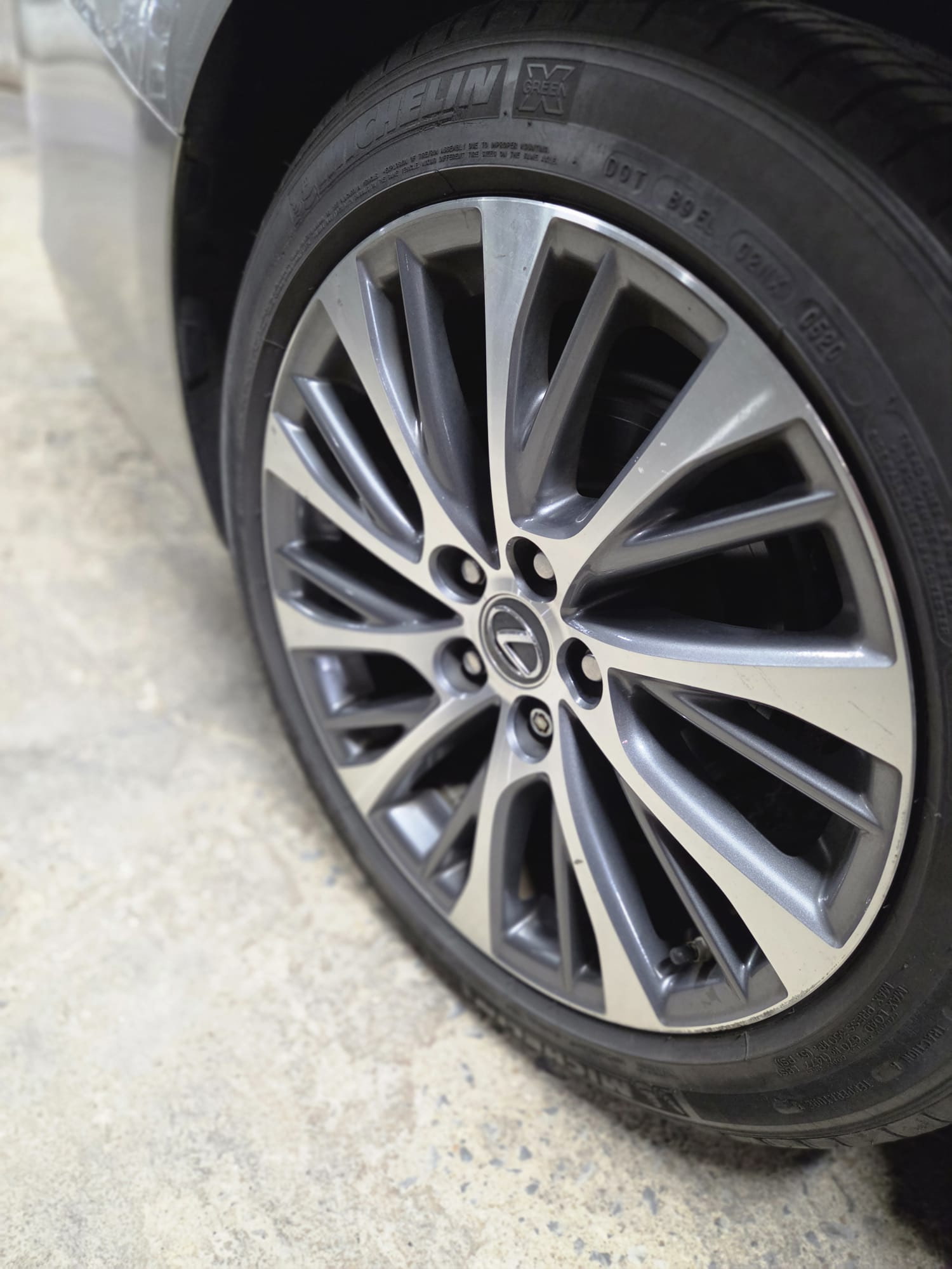 Used 2020 Lexus ES 350 w/ Premium Package FWD image 8
