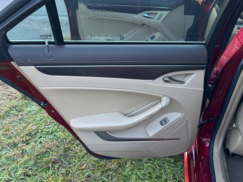 Used 2010 Cadillac CTS Performance image 15