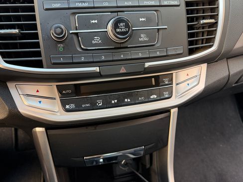 Used 2015 Honda Accord LX image 15