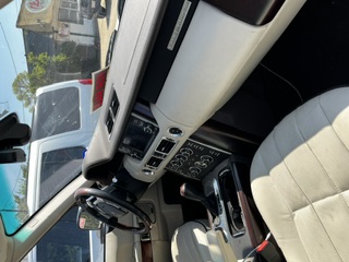 Used 2012 Land Rover Range Rover HSE LUX AWD/4WD image 14