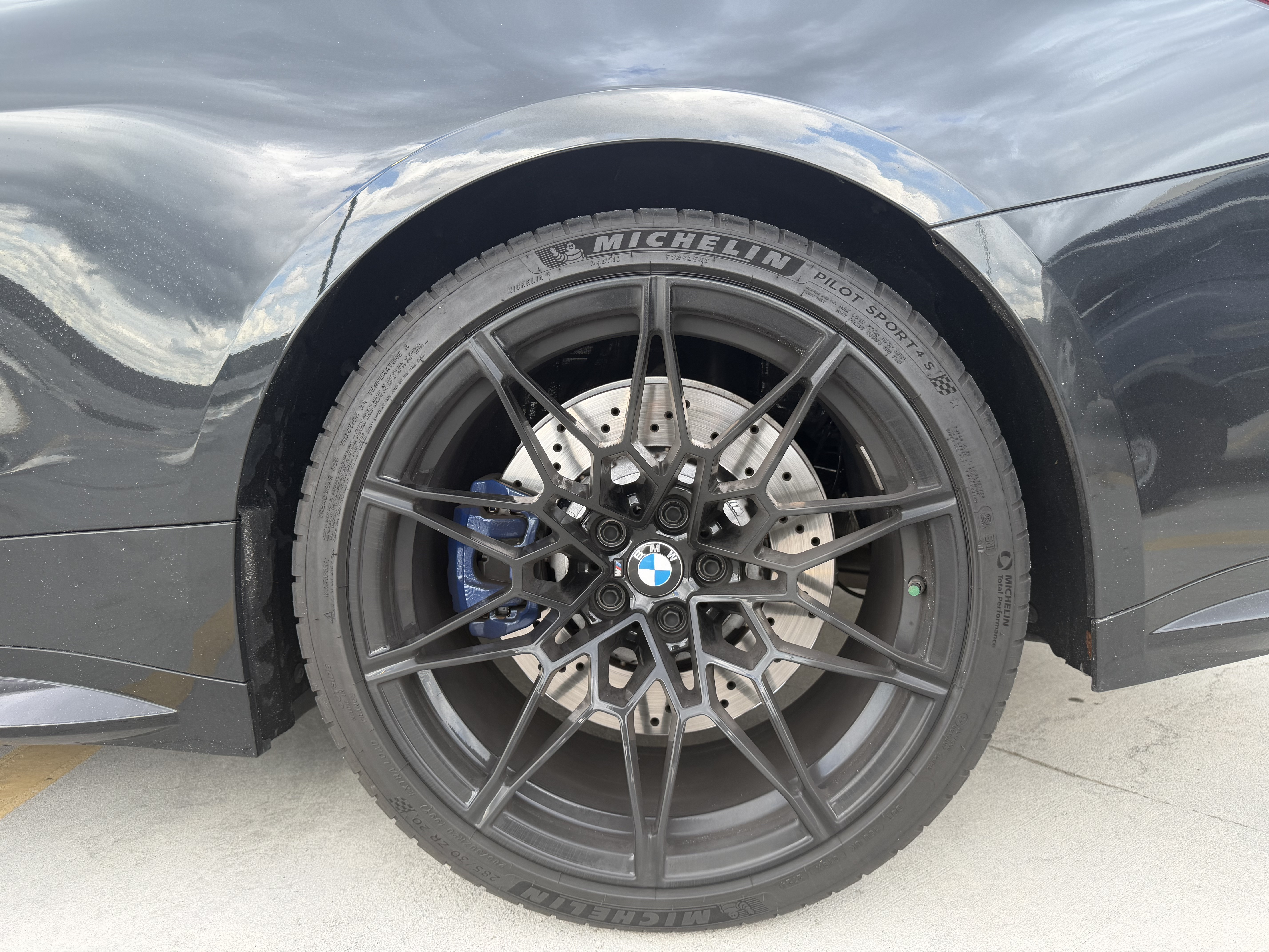 Used 2025 BMW M4 xDrive Competition AWD/4WD image 9
