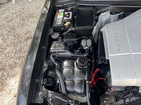 Used 2005 Chrysler Crossfire Limited image 12